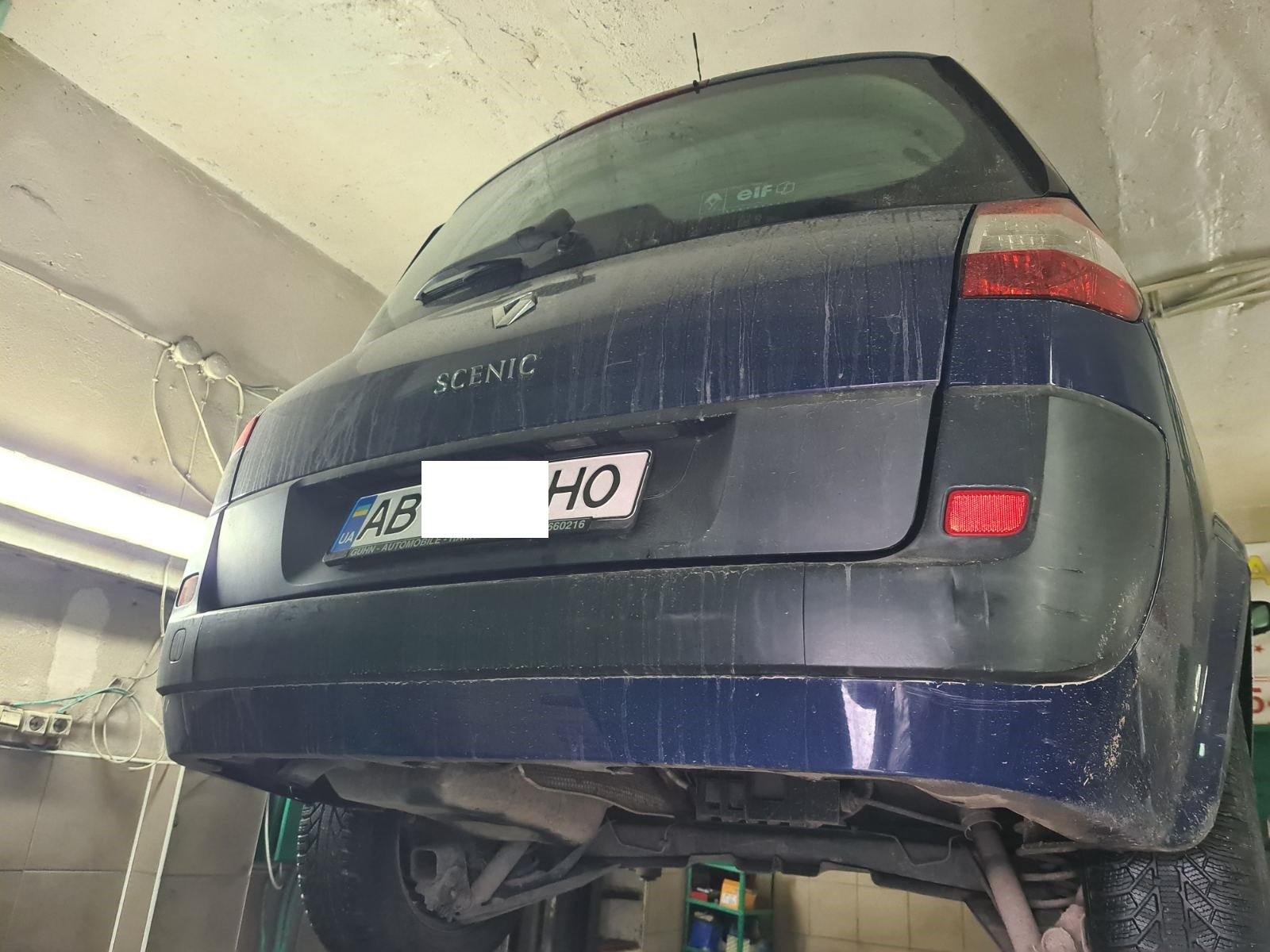 Renault Scenic  відновлення сайлентблоків переднього підрамника