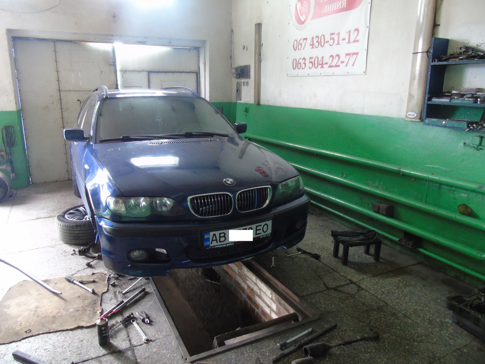 Відновлення передній важелів BMW 3 (E46). Встановлення передніх стійок та втулок виробництва нашої компанії